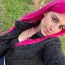 Hanna Jensen (@hanna.jensen2402)