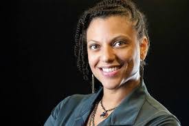 Robin LeBlanc's Instagram, Twitter & Facebook