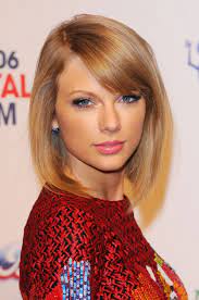 Tswift S Hot Grammys Date Is Taylor Swift Haircut Taylor Swift Hair Hair Styles