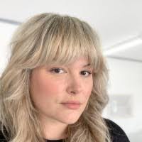 Mandi Chambers's Instagram, Twitter & Facebook