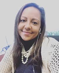 Crystal Bowe's Instagram, Twitter & Facebook