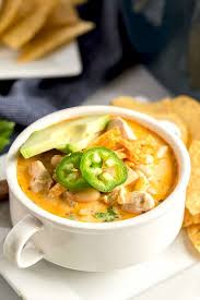 This is a healthy chili that you can actually feel good about eating: Creamy White Chicken Chili Recipe Lemon Blossoms