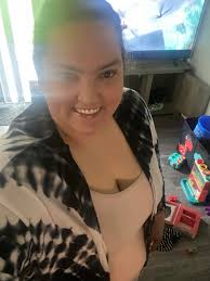 Hi everyone, I'm Ashely. I'm 32 have 3 amazing daughters and I'm married to  my best friend. I've struggled with addiction and the Lord sent me from  Colorado to Alabama to the