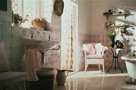 All items 1960s 1970s bathroom beige blue boats botanical brown cream ducks fish floral gold green neutral orange purple red retro sailboats scenic seashells swans vintage vintage wallpaper vinyl wallpaper white yellow. Amazing Vintage Bathrooms From The Last 100 Years Loveproperty Com