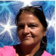 What are the must-try food favorites at Dollywood?