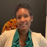 Sonia Wells's Instagram, Twitter & Facebook