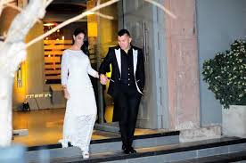 Jun 22, 2021 · en medio de las polémicas que lo envuelven durante su participación en la copa américa 2021, gary medel se dio el tiempo para saludar a sus gemelos en el día de su cumpleaños número 16. Asi Fue El Matrimonio De Gary Medel Y Cristina Morales Pudahuel