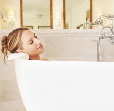 Vollbad kosten was kostet eine badewanne voll mit wasser und. Ritual Wenn Die Badewanne Zum Feierabend Gehort Welt