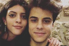 Michele merlo, il giovane artista di amici grave per emorragia cerebrale. 0qia9ccugvgskm