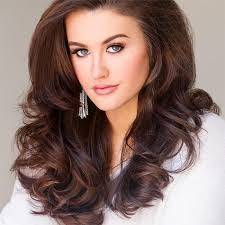 Alexis Murrell's Instagram, Twitter & Facebook