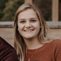 Amber Deyo's Instagram, Twitter & Facebook