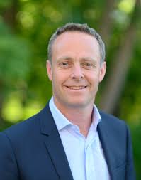 Thomas Moreau's Instagram, Twitter & Facebook