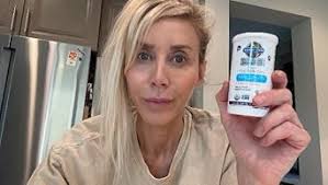 Amazon.com: Garden of Life Dr. Formulated Probiotics Organic Kids+ Plus  Vitamin C & D