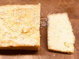 Polenta Mais Brot Mit Reis Und Sesam Leckerlife Rezept Polenta Lebensmittel Essen Reis