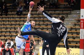 This lasted until 2012 when the deutsche kreditbank ag (dkb) became the new sponsor. Handball Bundesliga Warum Corona Den Handball Harter Trifft Als Fussball Sportmeldungen Stuttgarter Zeitung