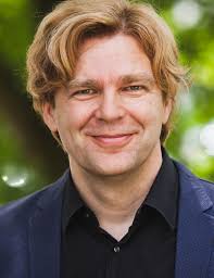 Michael Steinbrecher's Instagram, Twitter & Facebook