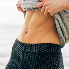 Bon ce n'est pas mon poids qui m'inquiète mais plus le ventre que j'attrape. Ventre Plat Nos Meilleures Astuces Pour Perdre Du Ventre Rapidement Femme Actuelle Le Mag