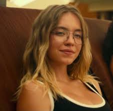 Sydney Sprague (@sydburr)