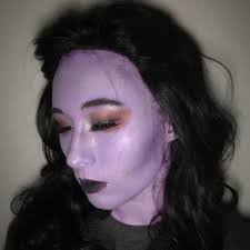 So I need a cosplayers advice. I have to paint a logo