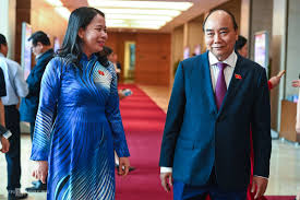 Nghị quyết về việc bầu bà võ thị ánh xuân giữ chức vụ này cũng đã được thông qua với 447 đbqh có mặt (chiếm 93,13 % tổng số đại biểu) tán thành. Lfzdpu2nenjajm