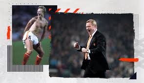 Van wikipedia, de gratis encyclopedie. Olaf Thon Wird 55 Als Sich Ronald Koeman 1988 Mit Seinem Trikot Den Hintern Abwischte Seite 1