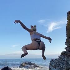 CGetsNakey - YouTube