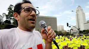 American Apparel ousts founder Dov Charney