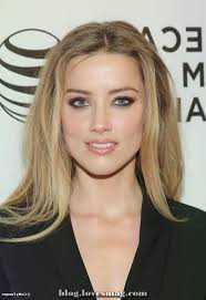 Spectacular The Most Stunning Make Up By Amber Heard Amber Heard Hair Amber Heard Hairstyle