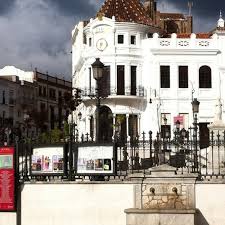 Estupenda casa de pueblo en aracena, 4 dormitorios, salón, salita, cocina, baño, terraza, lavadero, trastero, semisótano y patio. Photos At Teatro Sierra De Aracena Av De Huelva S N