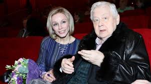 Зудина едва не разрыдалась после вопросов о табакове. Arhivy Marina Zudina Chehovdelo