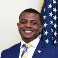 Kahleel Bragg's Instagram, Twitter & Facebook