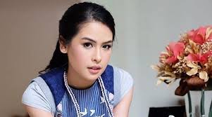 Maudy has published books such as a forest of fables in 2005, a collection of children's fairy tales, and #dear tomorrow: Bangga Bertemu Barack Obama Maudy Ayunda Posting Ini Di Instagram
