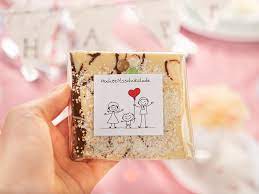 Welche likör sie für das getränk am besten verwenden und das komplette rezept, finden sie den fertigen likör können sie hervorragend verschenken. Hochzeits Schokolade Als Susses Gastgeschenk Zum Selbermachen Myprintcard