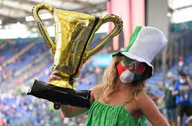 Am ende des tages hatten wir nur eine torchance. Tv Experte Bastian Schweinsteiger Und Ard Journalistin Jessy Wellmer Waren Teils Nur Sehr Schwer Zu Verstehen Stuttgarter Zeitung