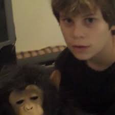 Riley Newton (@Riley_Newton)