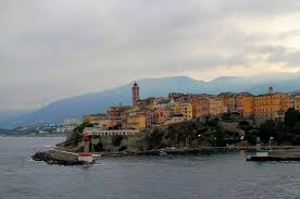 Its capital is estimated to be between 120 and 150 million euro. Recit La Spectaculaire Evasion Des Trois Mafieux Du Gang De La Brise De Mer Vsd