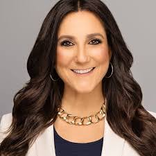 Allison Gannon's Instagram, Twitter & Facebook