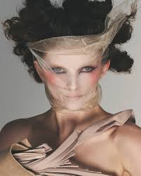 Immerse yourself in the creativity of our ODE talent, @trekoch. We seek  inspiration in words and phrases, in people and places. The…