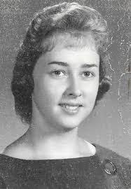 Holly Youngberg's Instagram, Twitter & Facebook