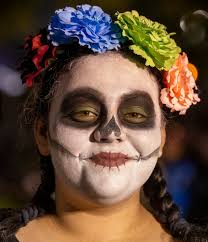 Anaheim gathers to celebrate Dia de los Muertos