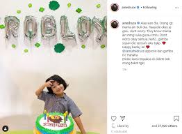 Walaupun memilih tidak terlalu terbuka mengenai hubungan mereka sebelum ini, namun nampaknya mereka tetap profesional apabila bertemu. Ezzrin Loy Dan Ain Edruce Ia Terkenal Sebagai Desaigner Pakaian Mbuzz Dan Sebagai Rosnaida Dalam Kekasih Paksa Rela