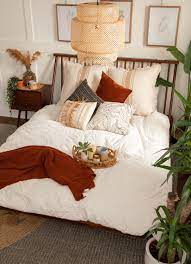Spindle Back Solid Wood Queen Bed Bedroom Interior Bedroom Makeover Redecorate Bedroom