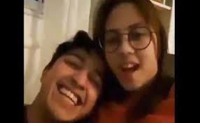 Kamis, 12 maret 2020 10:35. Dikaitkan Dengan Video Tak Senonoh Ini Profil Zara Adhisty