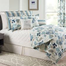 Shop items you love at overstock, with free shipping on everything* and easy returns. Savannah Jacobean Floral Mini Comforter Set