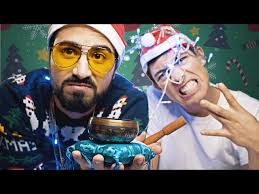 Christmas packages but Chinese 🎁 with Mr. Franz