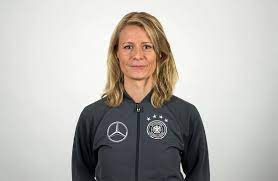 Jogi löw hat eine neue frau an seiner seite ist das jetzt auch bundestrainer jogi löw (58) passiert? Joachim Low Wer Ist Seine Angebliche Freundin Maika Fischer