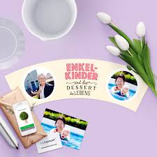 Sehr gut kommen beispielsweise fotogeschenke in form von kalendern oder auch einfach nur bildern in einem. Geschenke Fur Oma Ein Blumentopf Zu Jedem Anlass Myfacepot