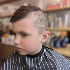 Hey any Barber available for a house call lil boy taper ??