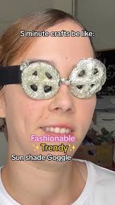 How to Make Goggles Using Your Hands