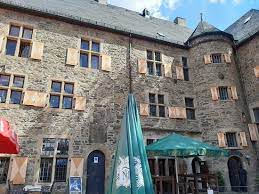 Choose from more than 486 properties, ideal house rentals for families, groups and couples. Haus Kemnade Hattingen Restaurant Bewertungen Telefonnummer Fotos Tripadvisor